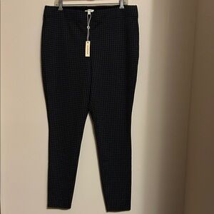 Max Studio black/grey checked pull on polyester/rayon pants size 1X  new w/ tag